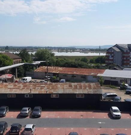 Apartament Central. Bloc Nou. Leilighet Bacău Eksteriør bilde