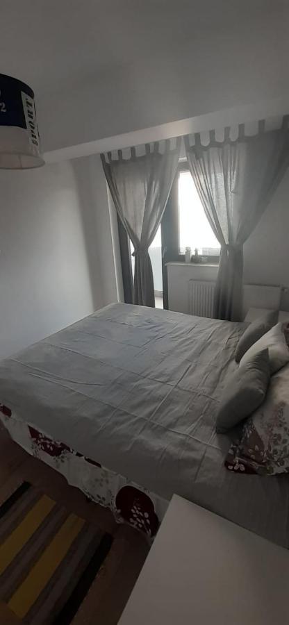 Apartament Central. Bloc Nou. Leilighet Bacău Eksteriør bilde