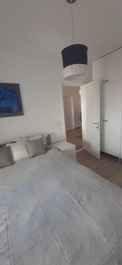 Apartament Central. Bloc Nou. Leilighet Bacău Eksteriør bilde