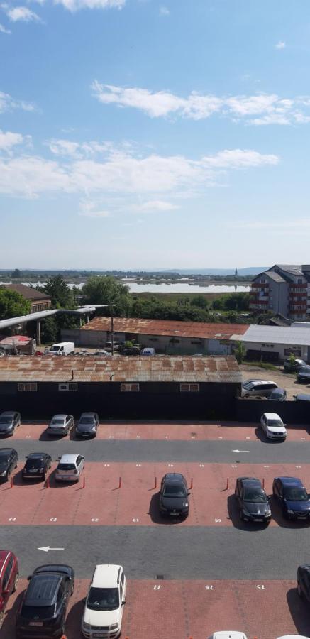 Apartament Central. Bloc Nou. Leilighet Bacău Eksteriør bilde